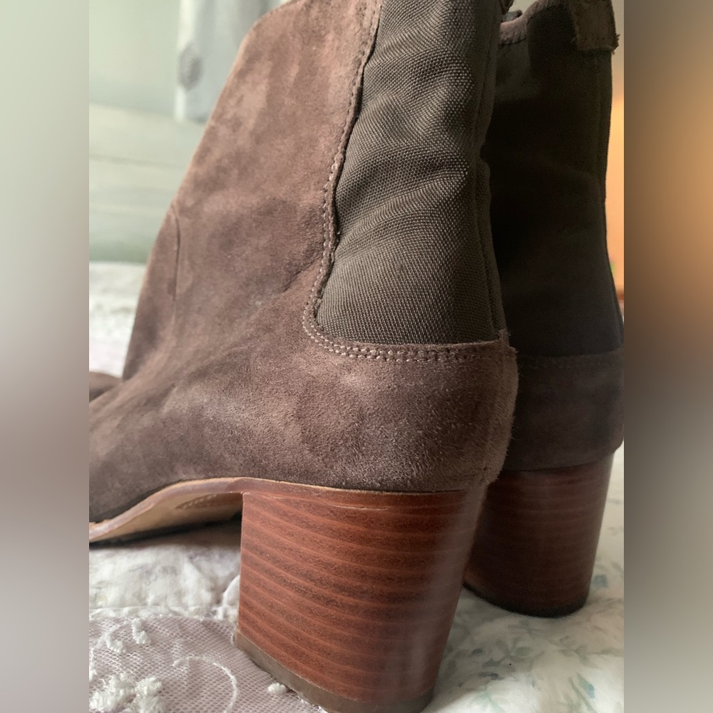 Timberland Suede boots!
